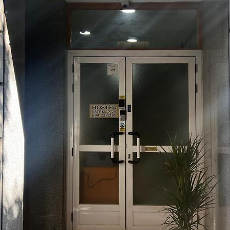 Hostel Estrella 20 Madrid Eksteriør bilde