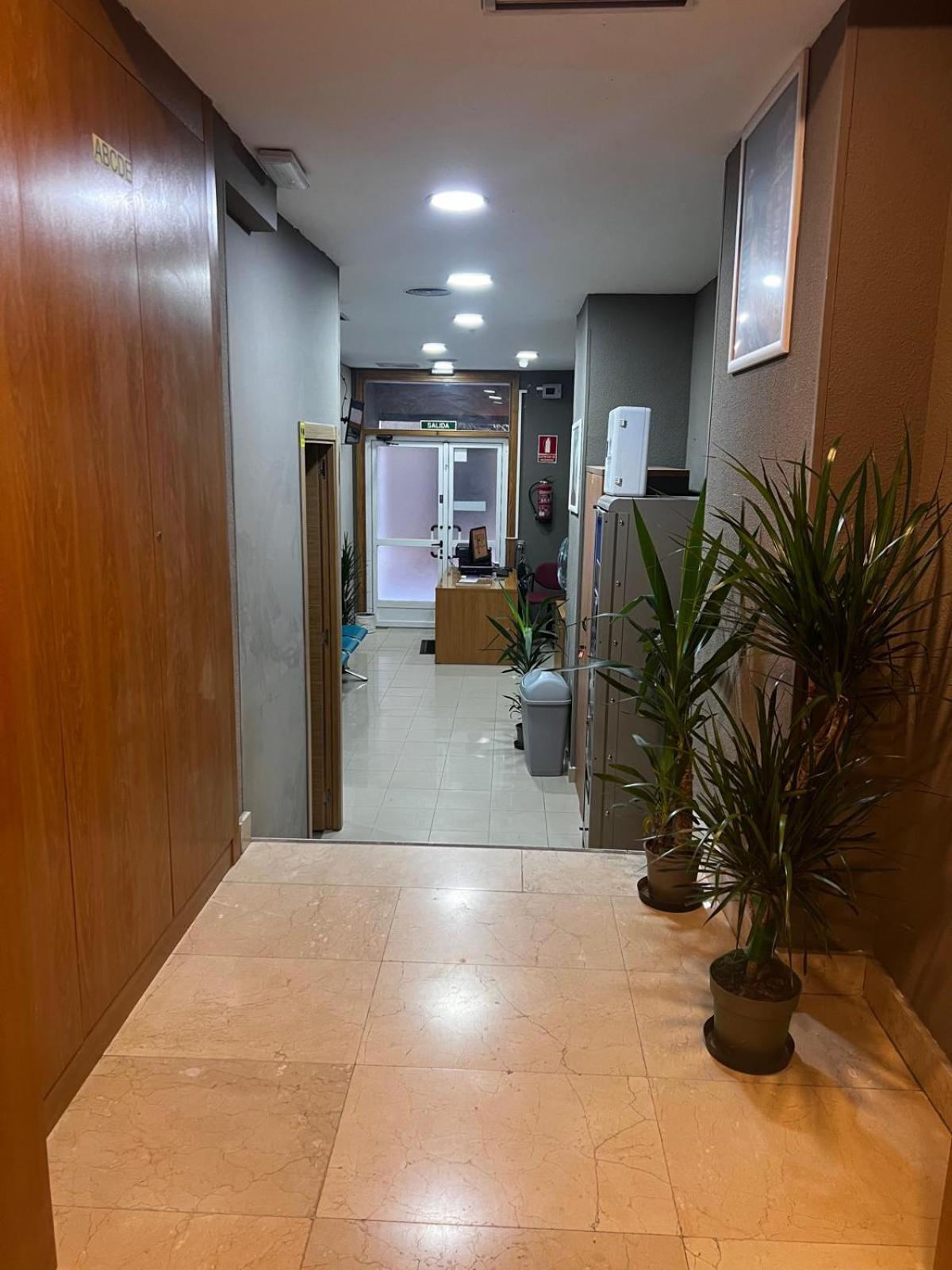 Hostel Estrella 20 Madrid Eksteriør bilde